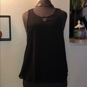 E & M Black Top